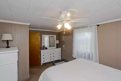 35 Pinehurst St, Westfield, MA 01085 - Photo 22