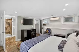 164 Commercial St, Provincetown, MA 02657 - Photo 16