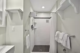 164 Commercial St, Provincetown, MA 02657 - Photo 24
