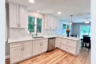 26 Alpine Ave, Methuen, MA 01844 - Photo 10