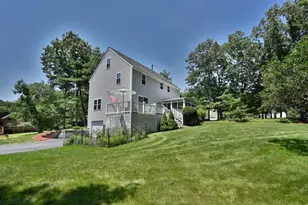 2 Palm Ave, Methuen, MA 01844 - Photo 2