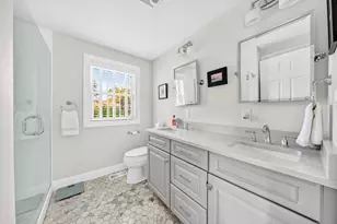 7 Ledgemont Ln, Dartmouth, MA 02748 - Photo 14
