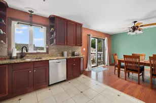 8 Tenley Ave, Dartmouth, MA 02747 - Photo 4