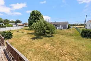 8 Tenley Ave, Dartmouth, MA 02747 - Photo 34