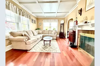 123 Plymouth St, New Bedford, MA 02740 - Photo 10