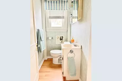 123 Plymouth St, New Bedford, MA 02740 - Photo 18