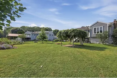 52 Sherwood Dr, Haverhill, MA 01835 - Photo 8