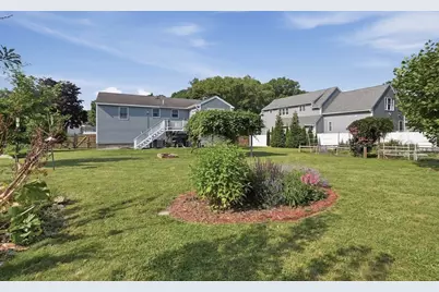 52 Sherwood Dr, Haverhill, MA 01835 - Photo 6