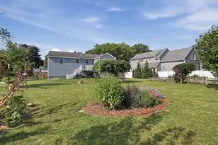 52 Sherwood Dr, Haverhill, MA 01835 - Photo 6