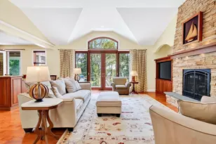79 Pickerel Cove Cir, Mashpee, MA 02649 - Photo 8