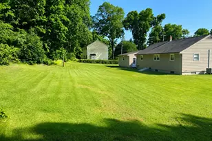 1282 Quaker St, Northbridge, MA 01534 - Photo 10