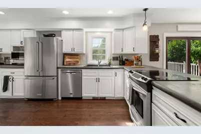 323 Auburn St, Leicester, MA 01611 - Photo 8