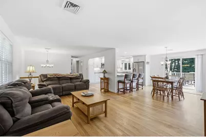 83 Eastwood Dr, Westfield, MA 01085 - Photo 10