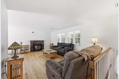 83 Eastwood Dr, Westfield, MA 01085 - Photo 6