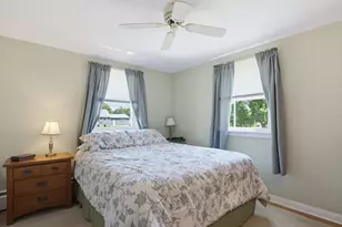 433 Pearse Rd, Swansea, MA 02777 - Photo 18
