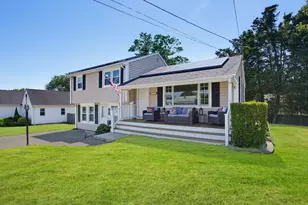 433 Pearse Rd, Swansea, MA 02777 - Photo 2