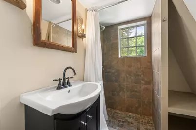 11 Lincoln St, Gloucester, MA 01930 - Photo 36