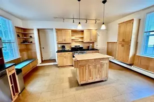 11 Eddy St, Newton, MA 02465 - Photo 6