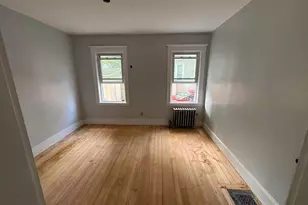 49 Hamilton St, Quincy, MA 02170 - Photo 4