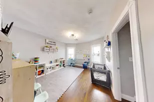 26 Elder St, Boston, MA 02125 - Photo 20
