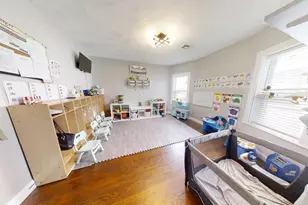 26 Elder St, Boston, MA 02125 - Photo 8