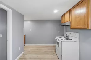 415 Anthony St, Fall River, MA 02720 - Photo 10