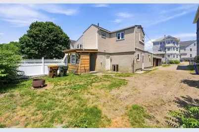 415 Anthony St, Fall River, MA 02720 - Photo 2