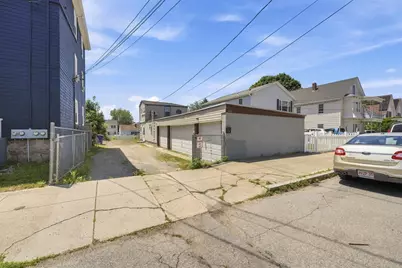 415 Anthony St, Fall River, MA 02720 - Photo 32