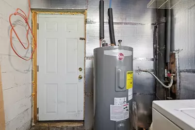 415 Anthony St, Fall River, MA 02720 - Photo 26