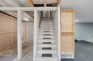 415 Anthony St, Fall River, MA 02720 - Photo 16