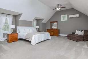 4 Upton St, Dunstable, MA 01827 - Photo 18