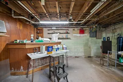 74 Valley, Middletown, RI 02842 - Photo 34