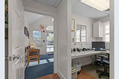 74 Valley, Middletown, RI 02842 - Photo 8