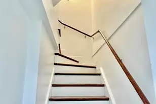 2 Mount Pleasant Pl, Boston, MA 02119 - Photo 6