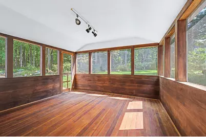 29 Pond St, Hopkinton, MA 01748 - Photo 8