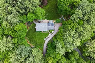 29 Pond St, Hopkinton, MA 01748 - Photo 4