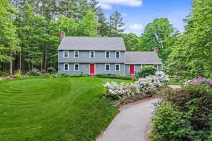 29 Pond St, Hopkinton, MA 01748 - Photo 2