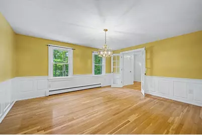 29 Pond St, Hopkinton, MA 01748 - Photo 10