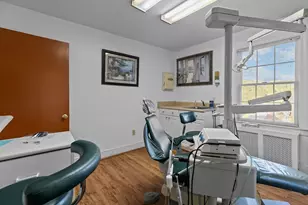 74 Valley, Middletown, RI 02842 - Photo 22