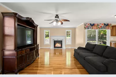 1507 E Mountain Rd, Westfield, MA 01085 - Photo 8