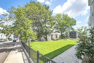 100 Chestnut Ave, Boston, MA 02130 - Photo 22