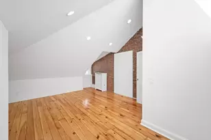 100 Chestnut Ave, Boston, MA 02130 - Photo 10