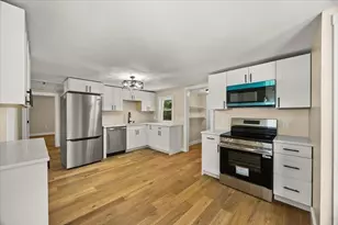 521 Marys Pond Rd, Rochester, MA 02770 - Photo 2