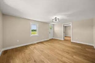 521 Marys Pond Rd, Rochester, MA 02770 - Photo 14