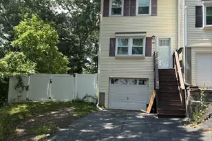 28 Mildred Ave, Worcester, MA 01603 - Photo 2