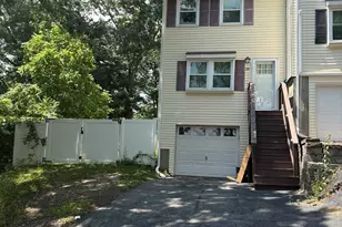 28 Mildred Ave, Worcester, MA 01603 - Photo 2