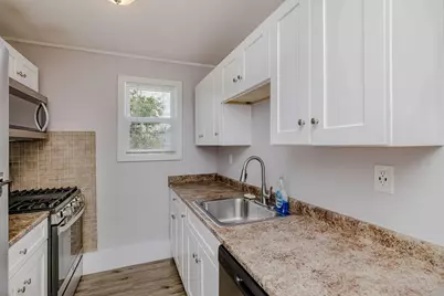 154 Mott St, Fall River, MA 02721 - Photo 10