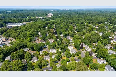 10 Wilde Rd, Wellesley, MA 02481 - Photo 30