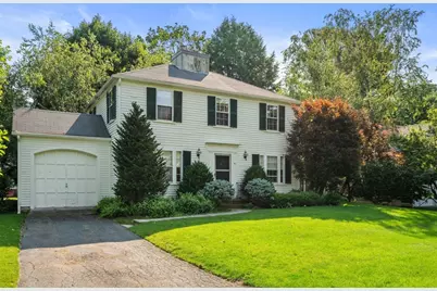 10 Wilde Rd, Wellesley, MA 02481 - Photo 1