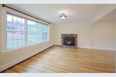 262 Daniels St, Franklin, MA 02038 - Photo 6
